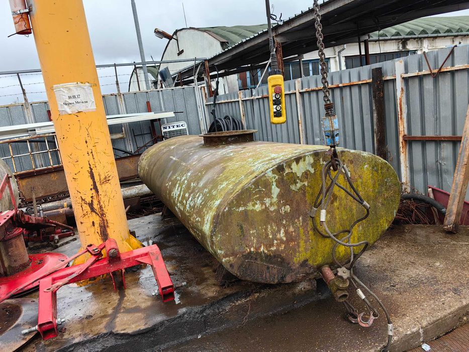 МЕТАЛНИ ЦИСТЕРНИ от Вода - 6 куб.м.