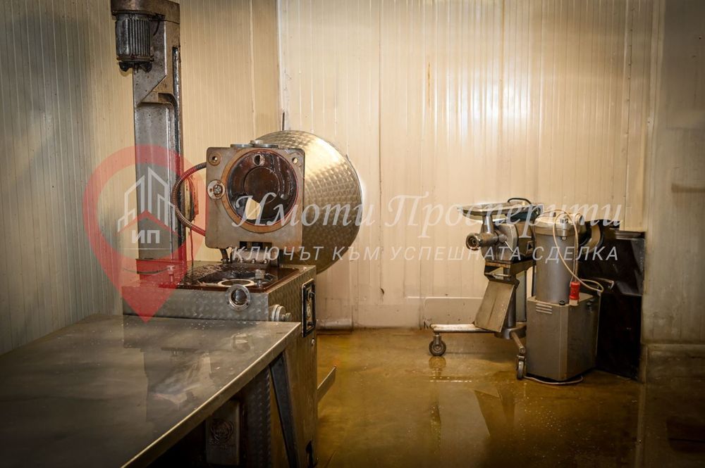 Продава се Промишлена сграда в с. Капитан Димитриево, Област Пазарджик - 500 кв.м за 470 €/кв.м - Снимка #7