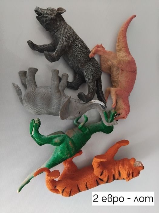 Играчки  различни видове