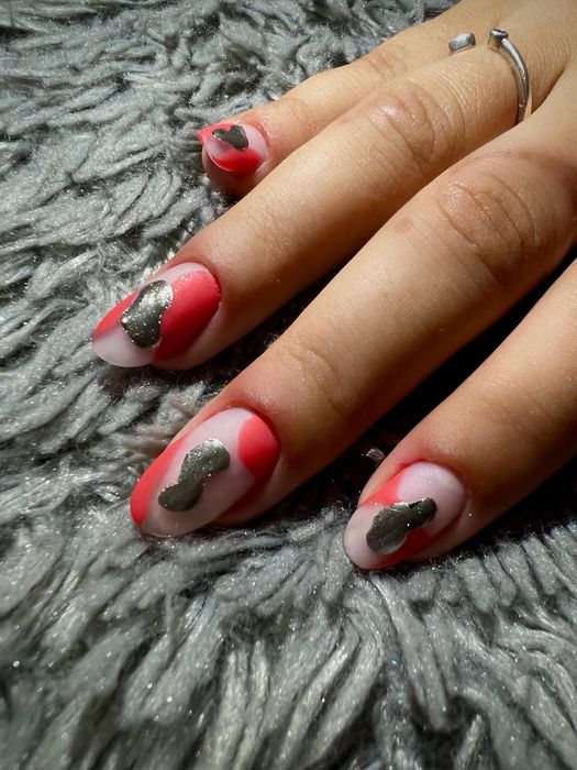 Unghii cu gel/oja semipermanenta