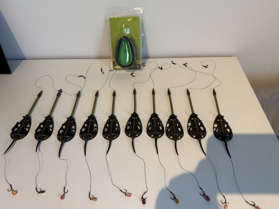 Set 10 Monturii Method Feeder + Matrita Nr.ac 8/10 momitor div GR