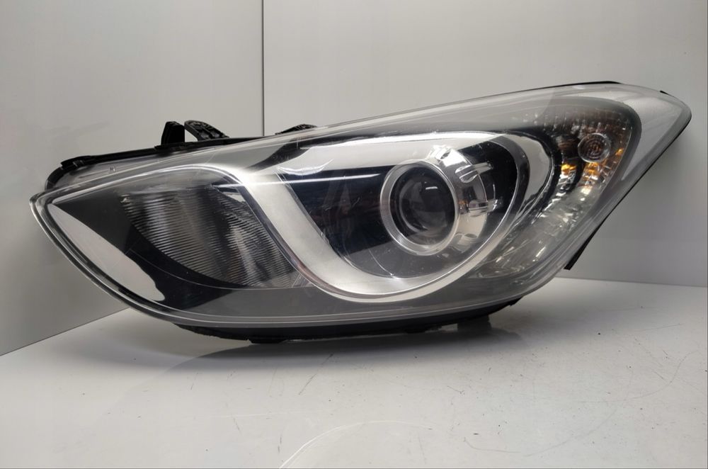 Ляв Фар Хюндай И 30  Hyundai i30 II 92101A6020