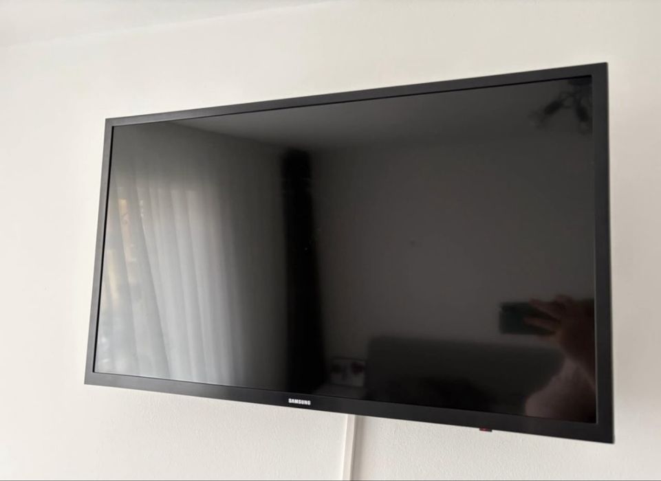 Televizor Smart Samsung 80 cm