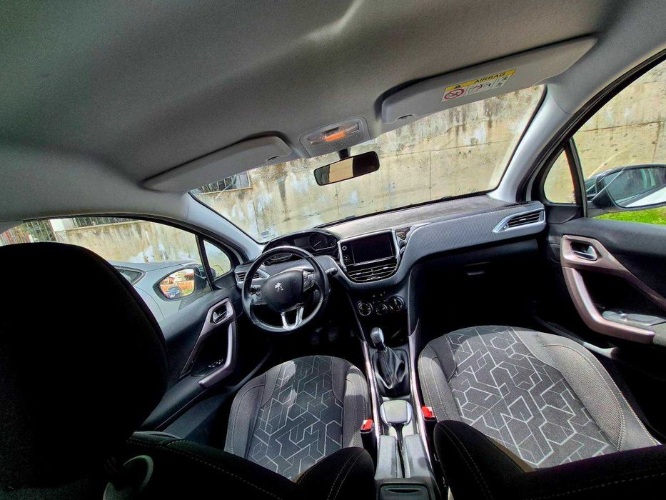 Peugeot 2008 hdi