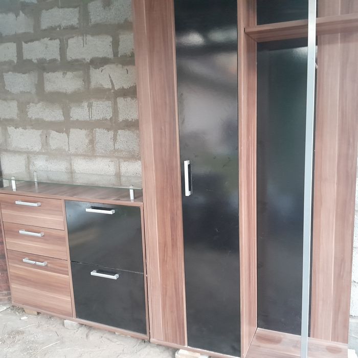Продам прихожку для дома