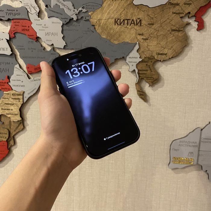 iPhone 17  256GB (eSIM only)