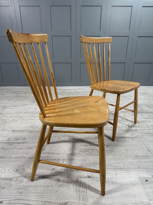 Чифт трапезни столове К009