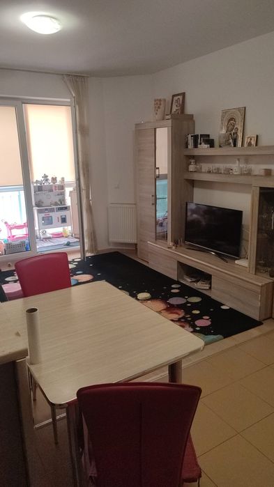 Se vinde apartament cu 3 camere