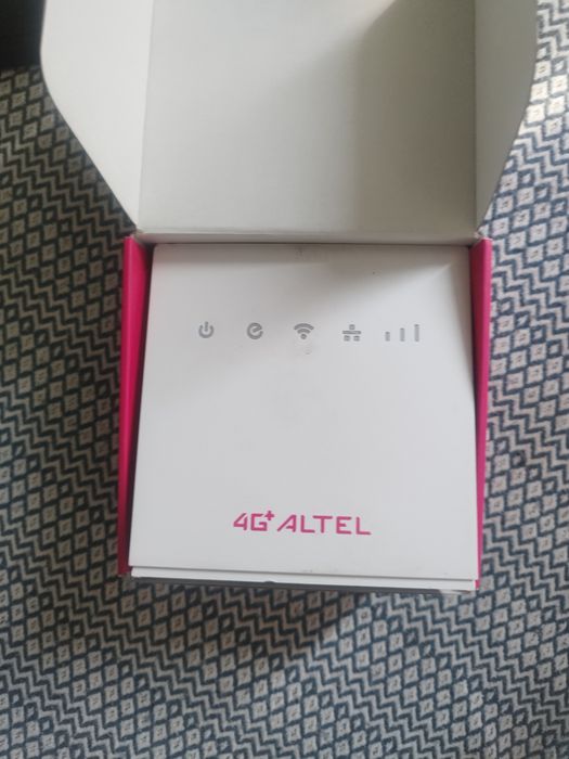 Роутер Алтел 4g+