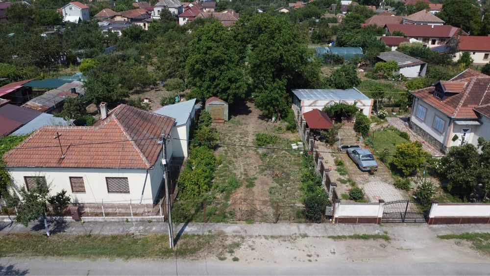 Vand teren intravilan Mandruloc