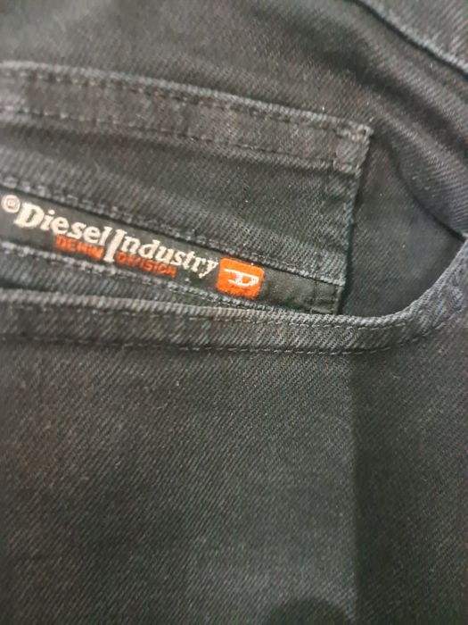 Blugi barbati Diesel