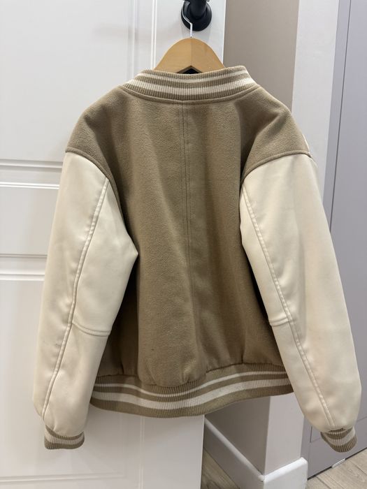 Бомбер весенний zara