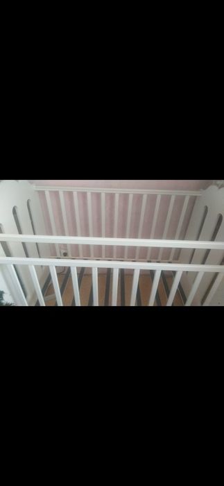 Кроватка детская с подарком