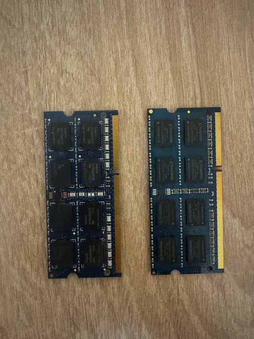DDR3 Kingston 4GB 2Rx8 2 штуки