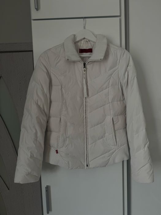 Връхни дрехи на различни марки