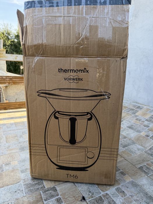 Titlu anunț: Robot de bucătărie Thermomix TM6 Vorwerk – Nou în cutie