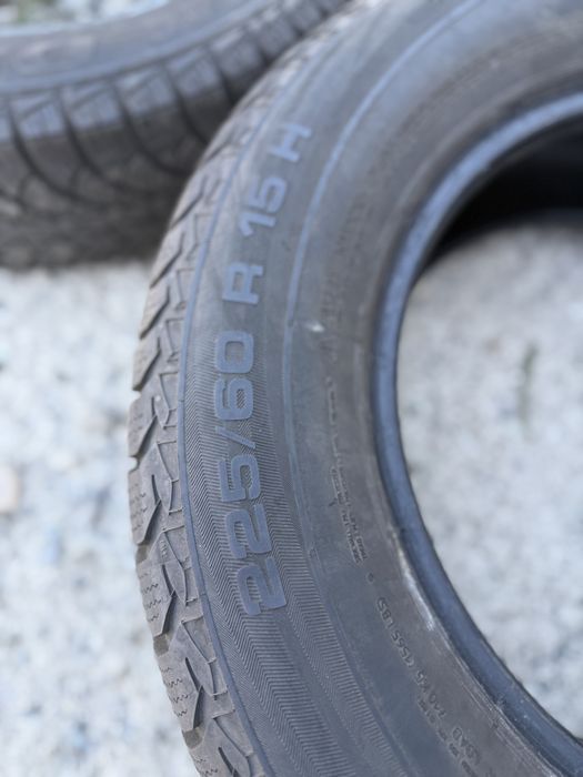 4X 225 60 15 Uniroyal Plus 66 (anvelope IARNA )