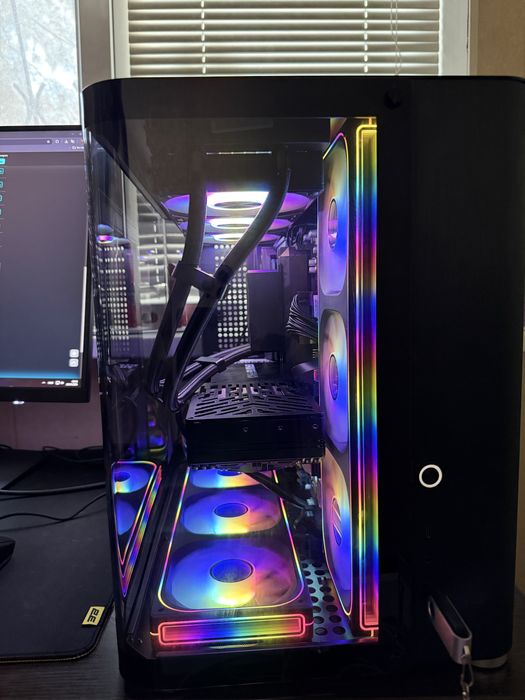 Игровой компьютер, Ryzen 7 7800x3D, RTX 5070 TI