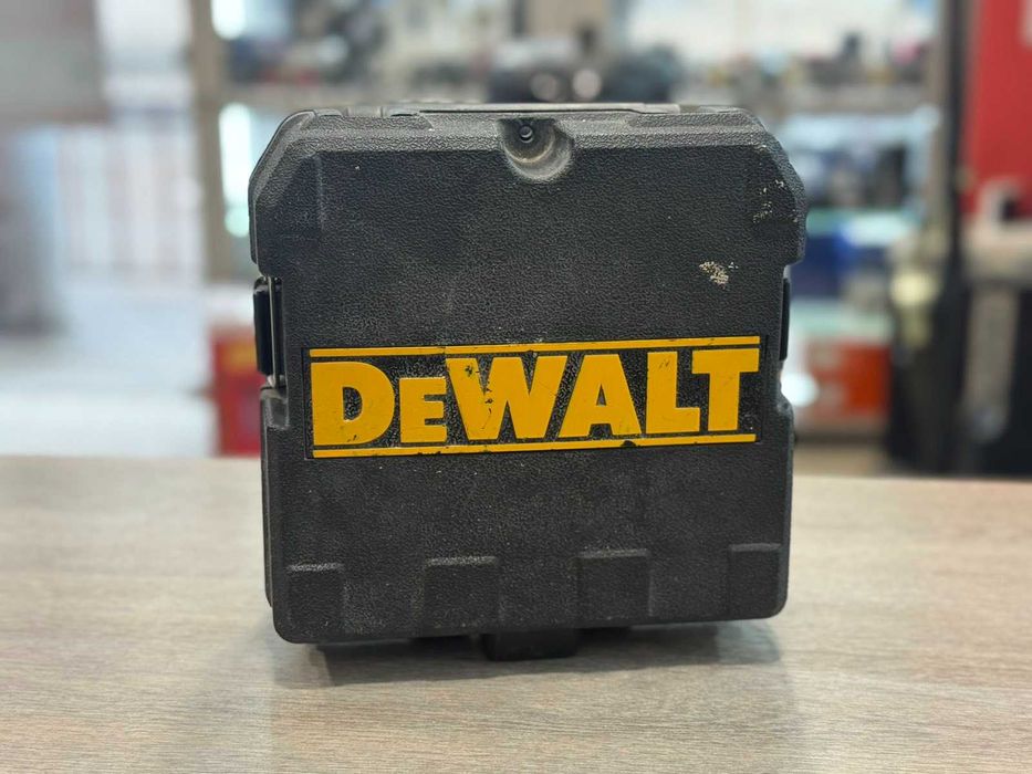 Линеен Лазерен Нивелир - Dewalt DW088