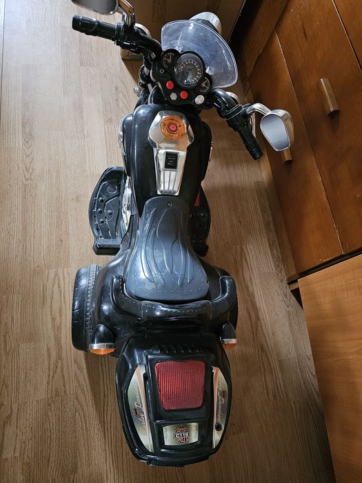 Motocicletă electrică Harley pt copii