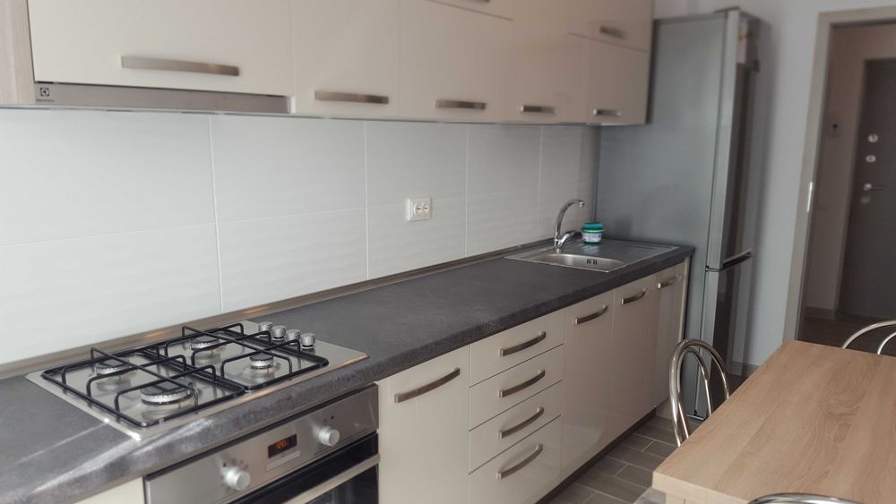 Inchiriez apartament 2 camere, Militari, Rotar Park 2, cu loc de parcare inclus sub bloc, 500 Euro