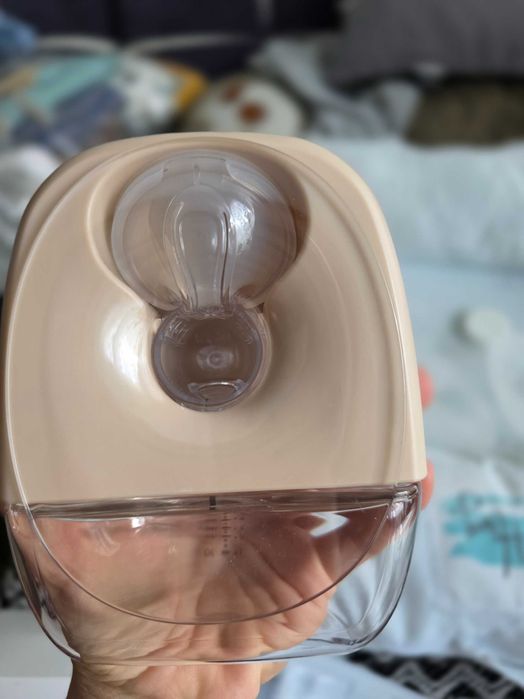 Помпа за кърма hands free (Cangaroo Libera)