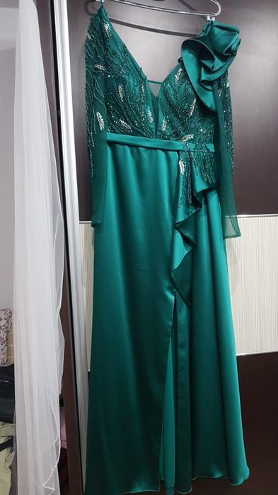 Rochie de seară pentru petreceri