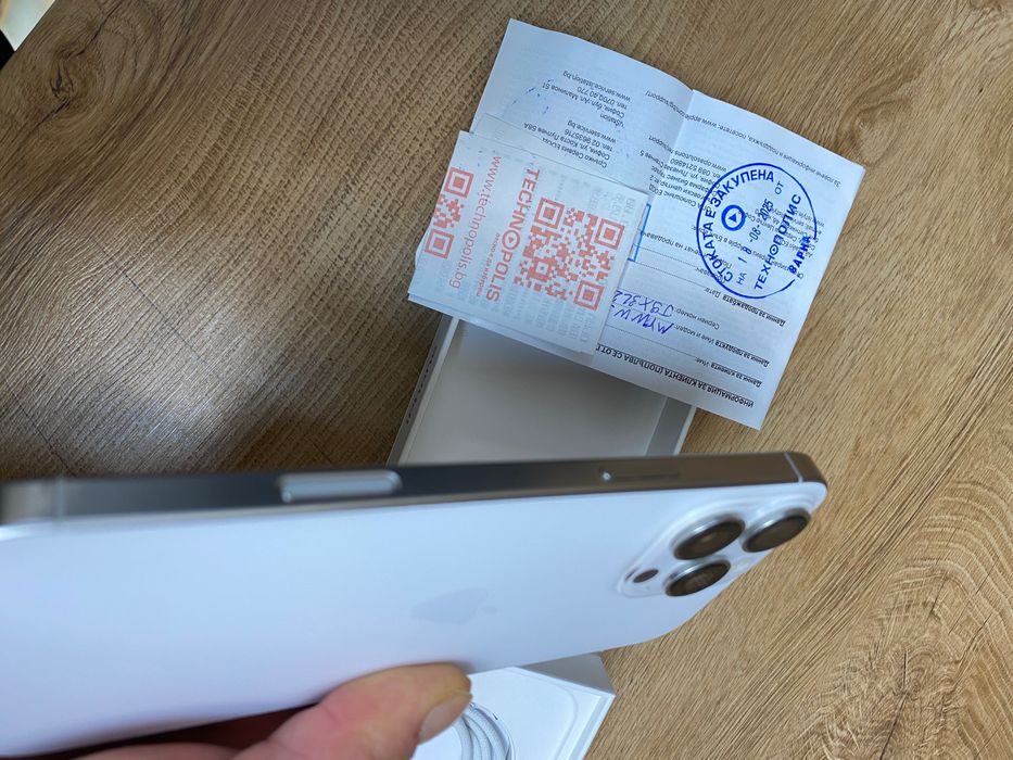 İPhone 16pro max 256Gb 20месеца гаранция