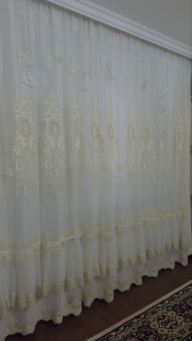 Парда сотилади эшик ойна пардаси камплект зашитник билан