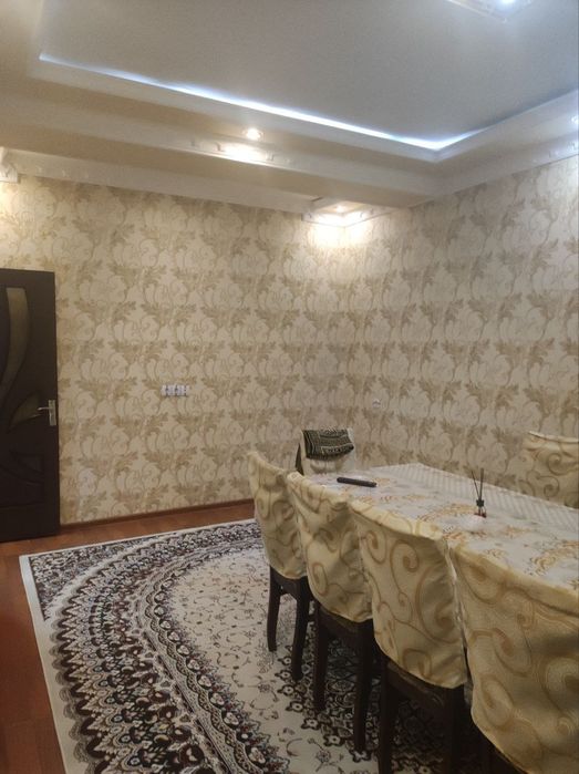 Продаётся квартира Юнусабад 4 квартал 3 комнатная
