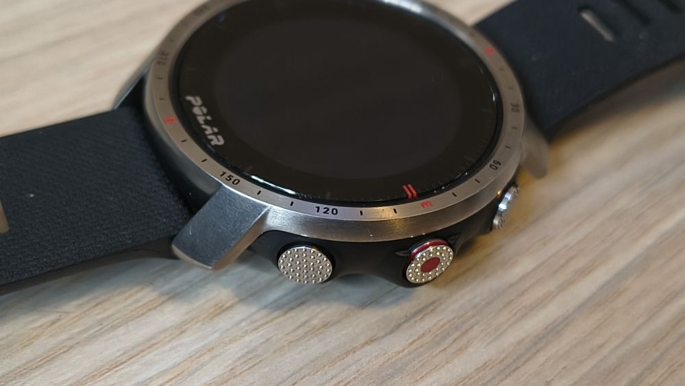 Vând Ceas Polar Grit X Pro Titan