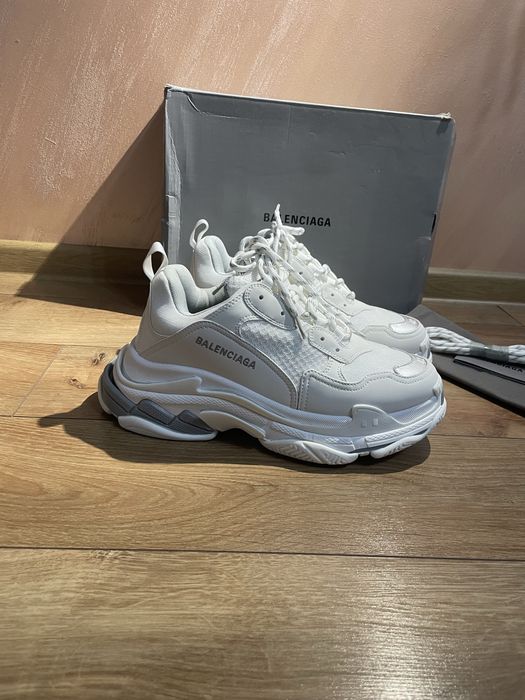 Balenciaga triple S 42