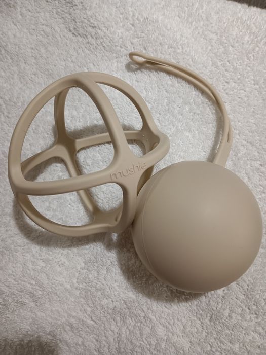 Гризалка mushie кейс mushie