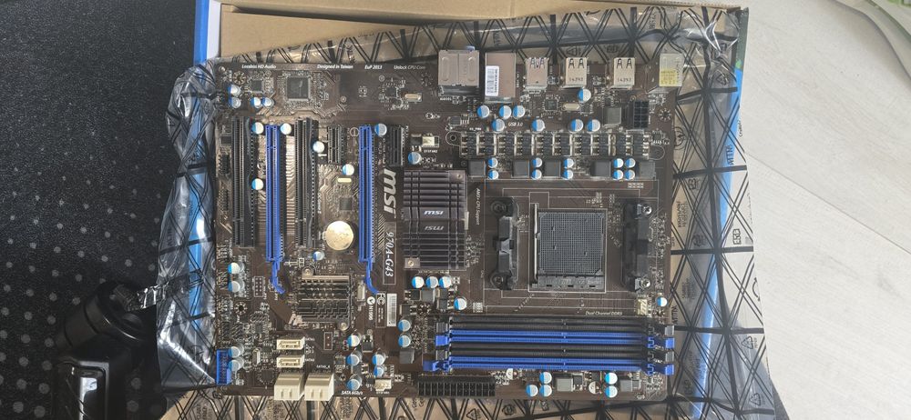 Placa de baza msi 970A-G43