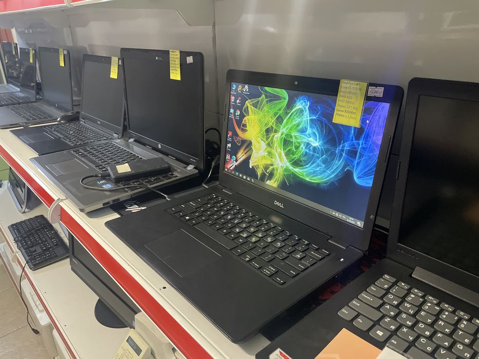 В идеале Dell Core i3, ОЗУ 8Gb, HDD 500Gb