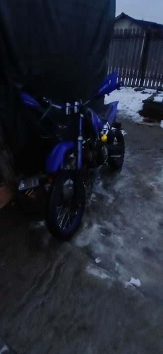 Vând cross 125cc 4t