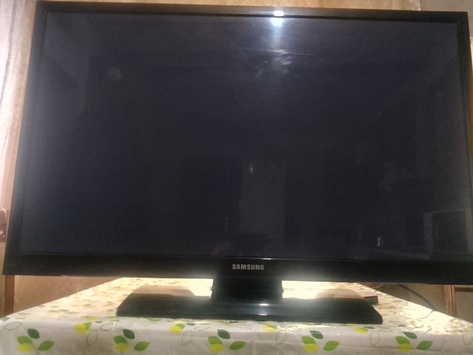 Продам телевизор Samsung