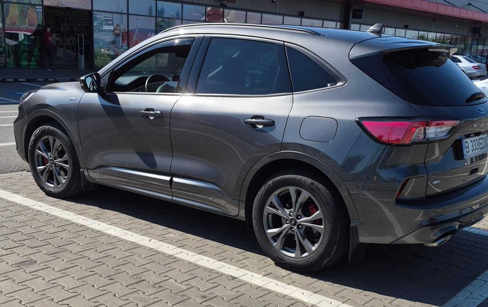 Ford Kuga 5 usi ST Line X AWD 2.0 EcoBlue 190 CP A8 (MY 2022.25