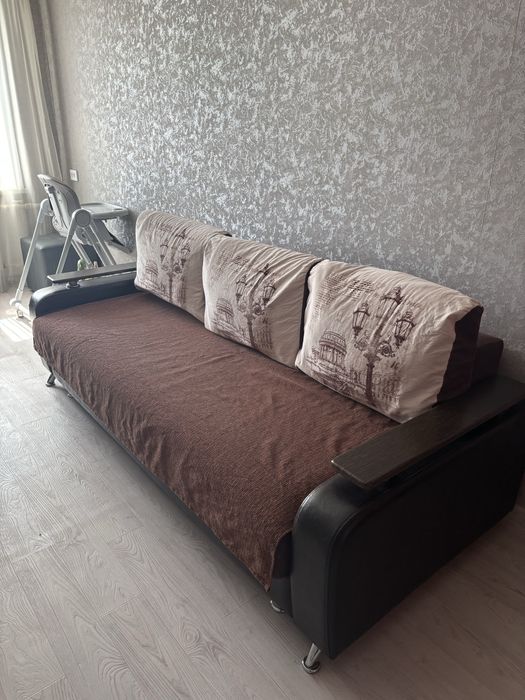 Продам диван в хорошем состоянии