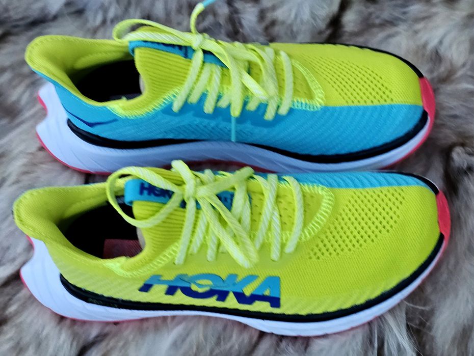 Hoka оригинални дамски сникърси жестоки наситени цветове 38 2/3