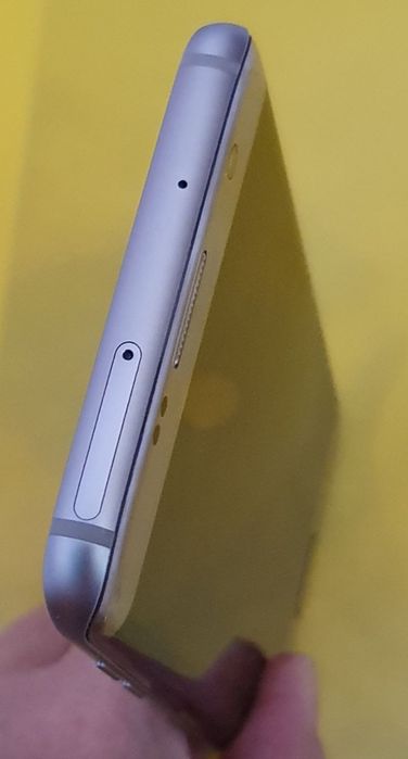 Обмена нет! Samsung Galaxy S7 edge.