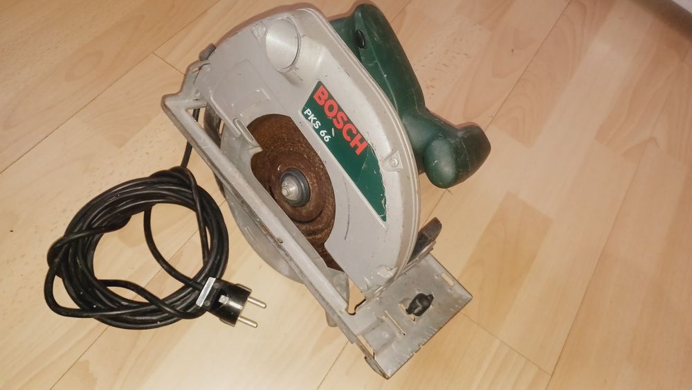 Мощен и голям Ръчен Циркуляр Бош PKS 66 BOSCH Англия