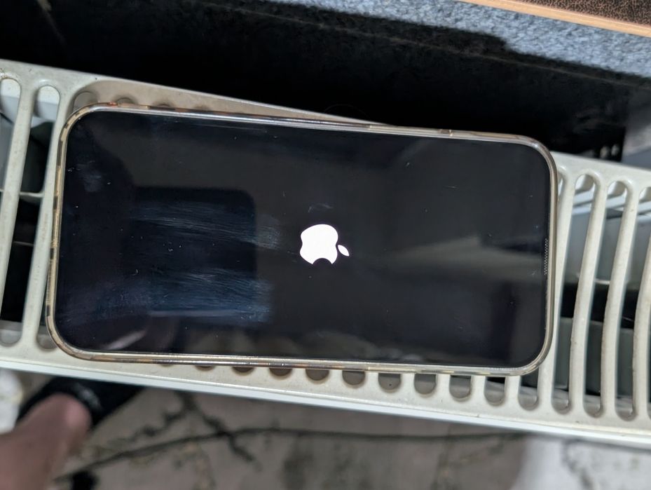 Pachet Apple Premium: iPhone 13 Pro Max 1TB + HomePod Mini + controller + Cablu Premium cadou