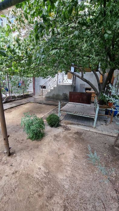 Квартира сотилади