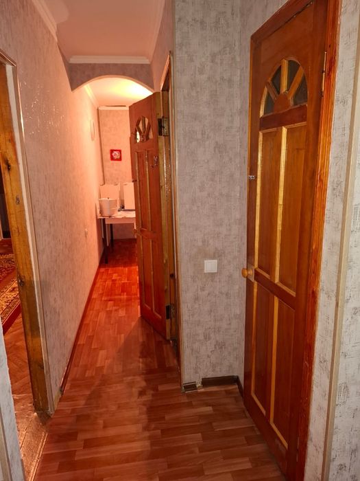 Сдам 2х комнатную 11 микрайон