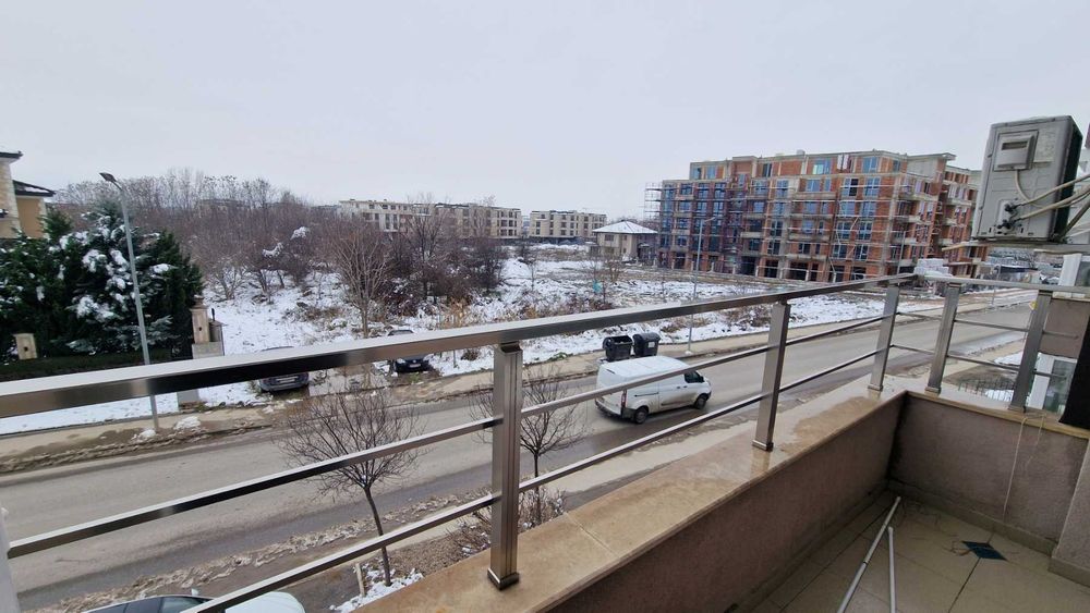 Тристаен апартамент под наем от собственик