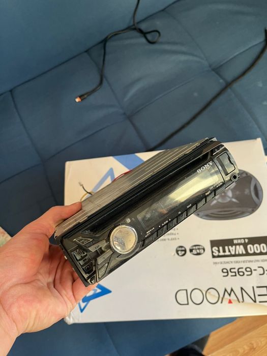 Продам саб колонки и мажок