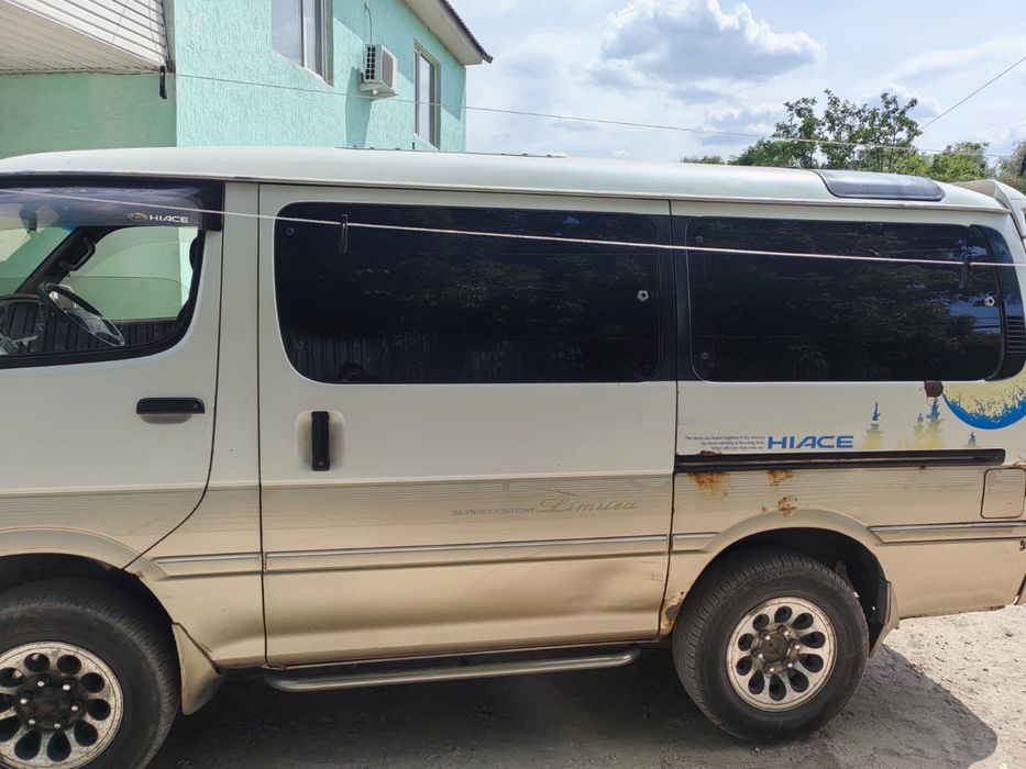 Продам Toyota Hiace