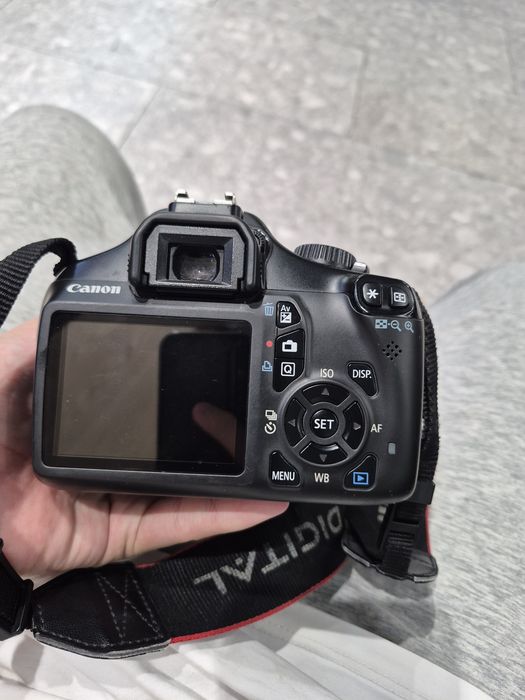 Canon EOS 1100D камера