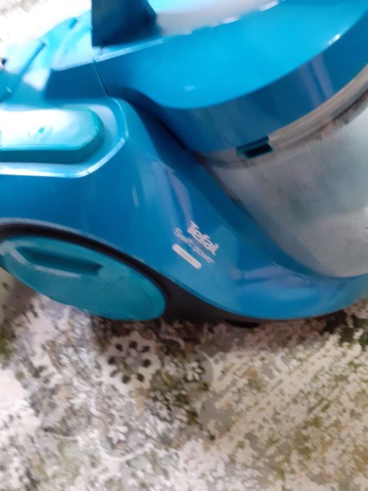 Пылесос Tefal со съемной кружкой